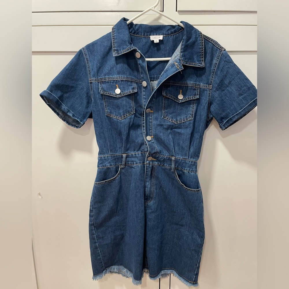 Le Lis Blue Denim Top